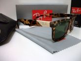 Ray Ban modelo Wayfarer+Case Ray Ban+Flanela Ray Ban. replic